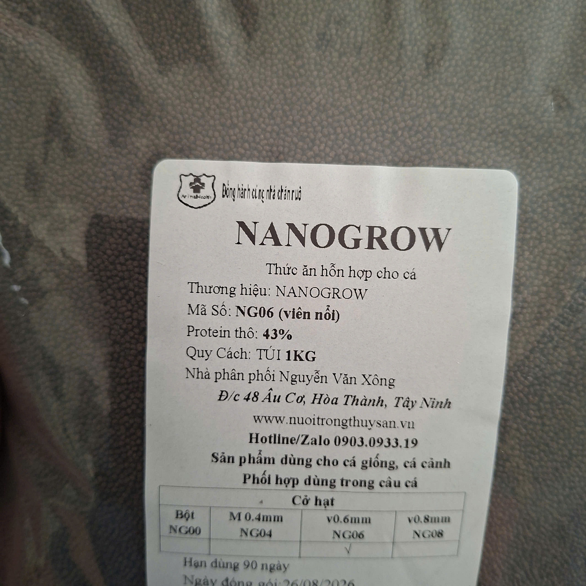 1Kg lẻ cám NG04 - viên nổi 0.6mm 43% đạm Nanogrow feed 43